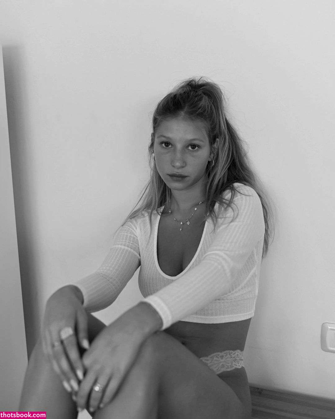 Roni Zouler Photo #6