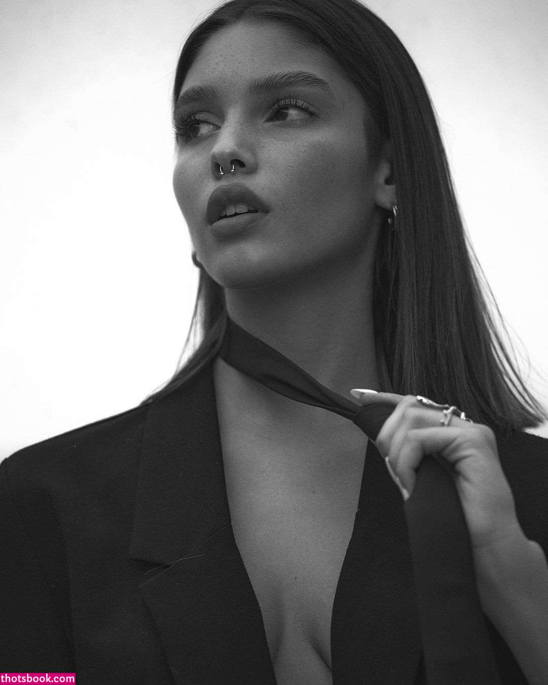 Yaheli Ovadya Photo #12