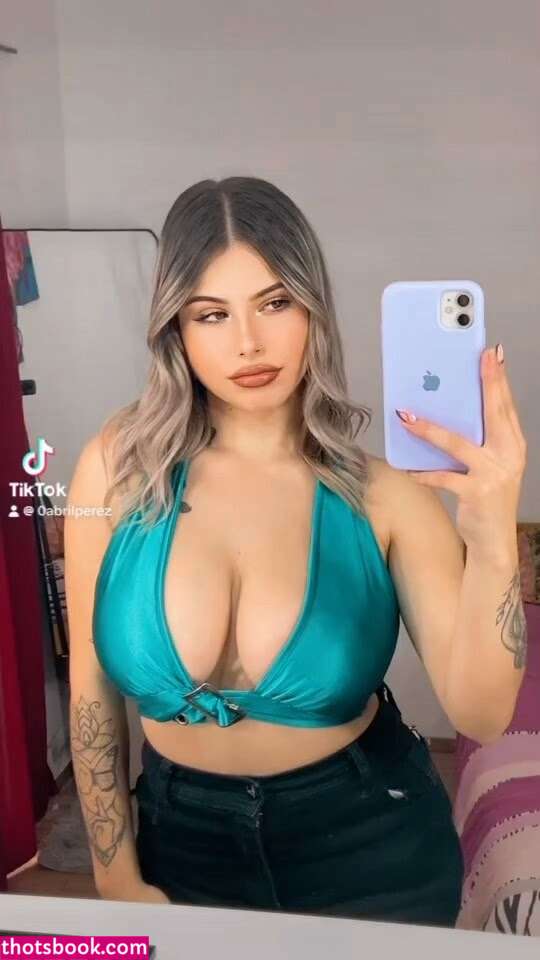 Abril Perez Photo #31