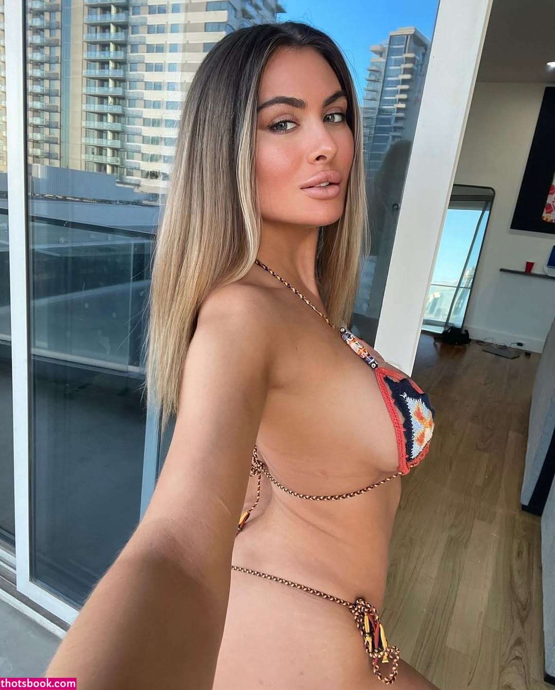 Alyssa Rhoades Photo #2