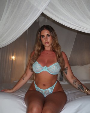 Ariella Nyssa Photo #4