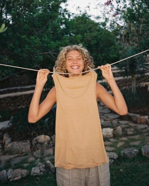 Dorit Revelis Photo #18