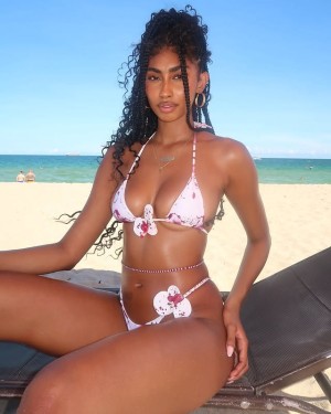 Jasmine Chola Photo #3