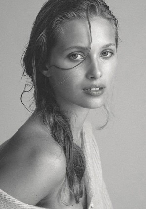 Laura Oganessian Photo #22