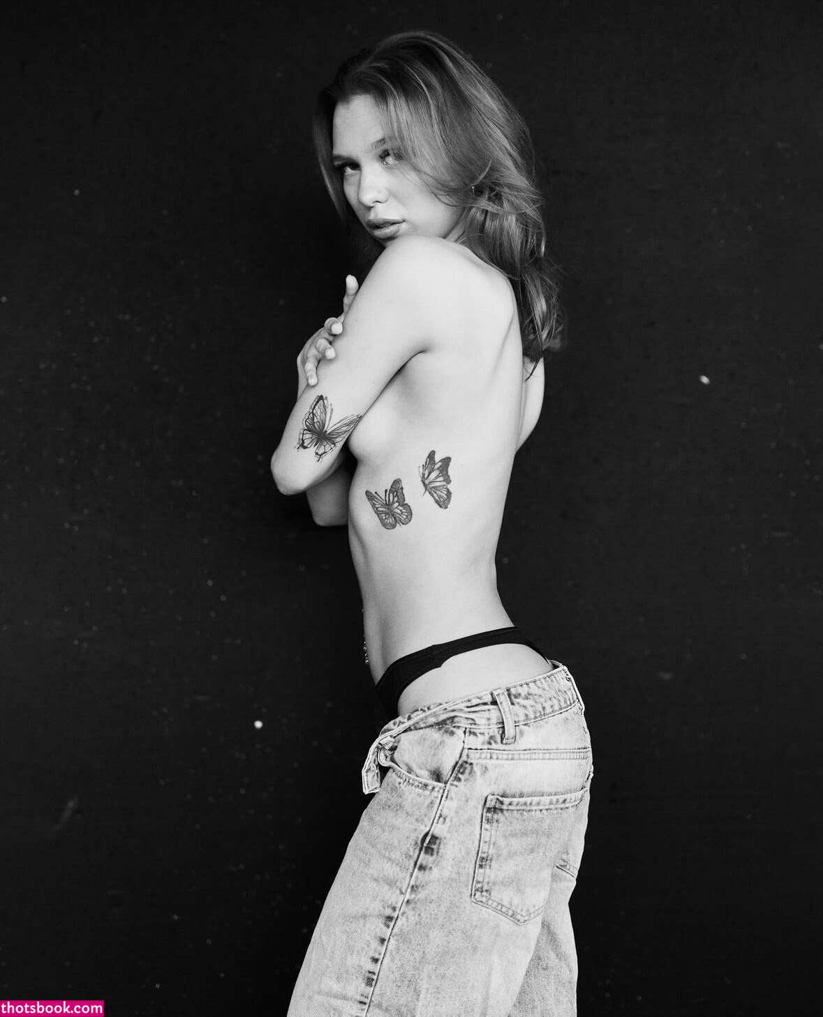 Neea Kuosmanen Photo #25