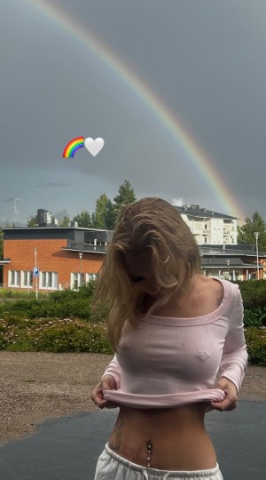 Neea Kuosmanen Photo #29