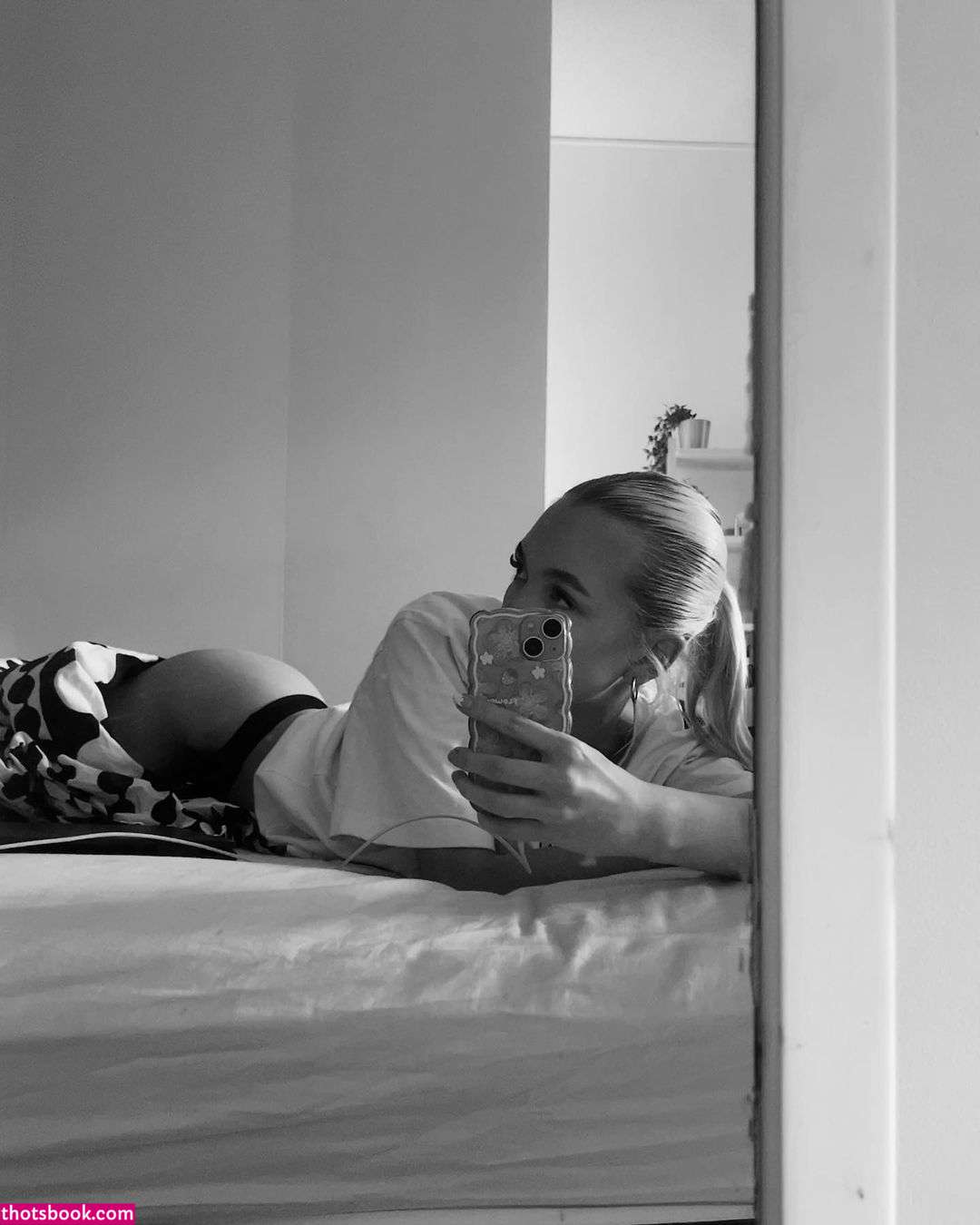 Neea Kuosmanen Photo #32