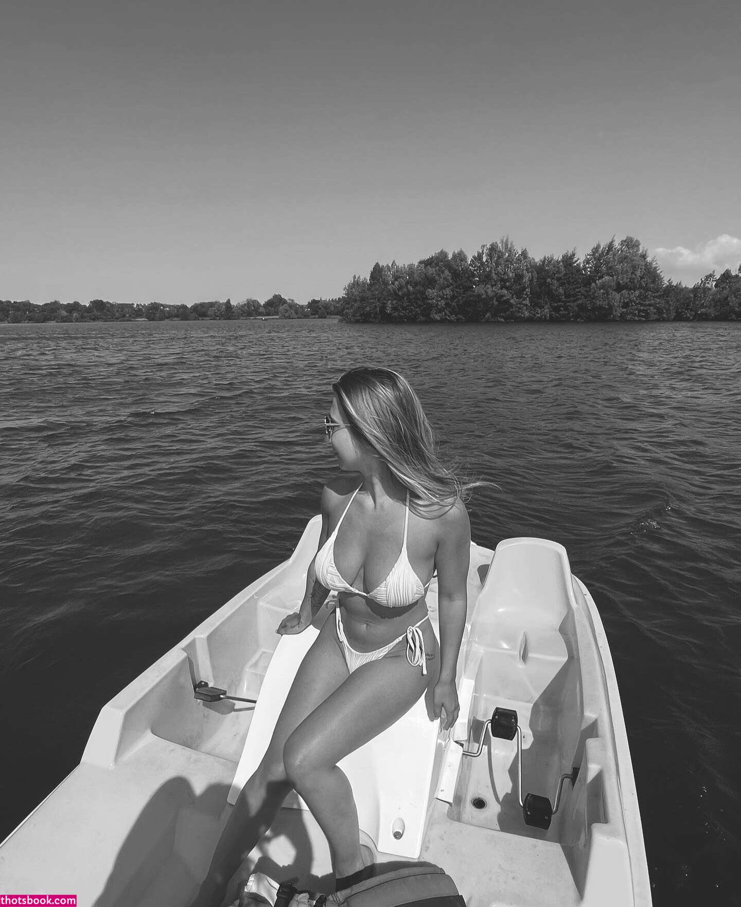 Apoline Perret Photo #7