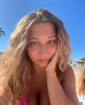 Apoline Perret Photo #6