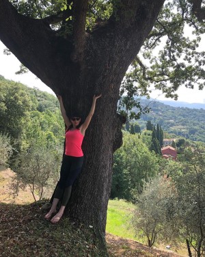 Betony Vernon Photo #3