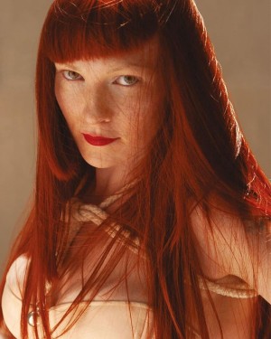 Betony Vernon Photo #9