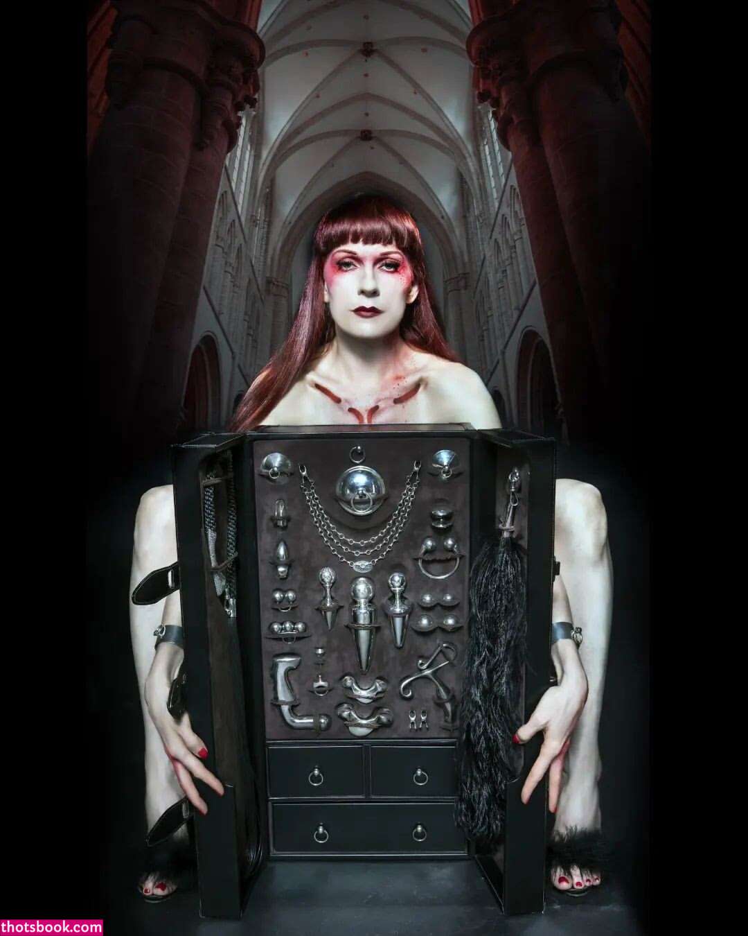 Betony Vernon Photo #23