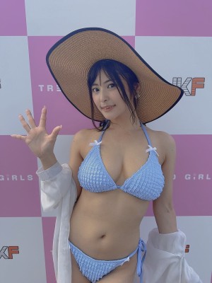 Nitori Hina Photo #3