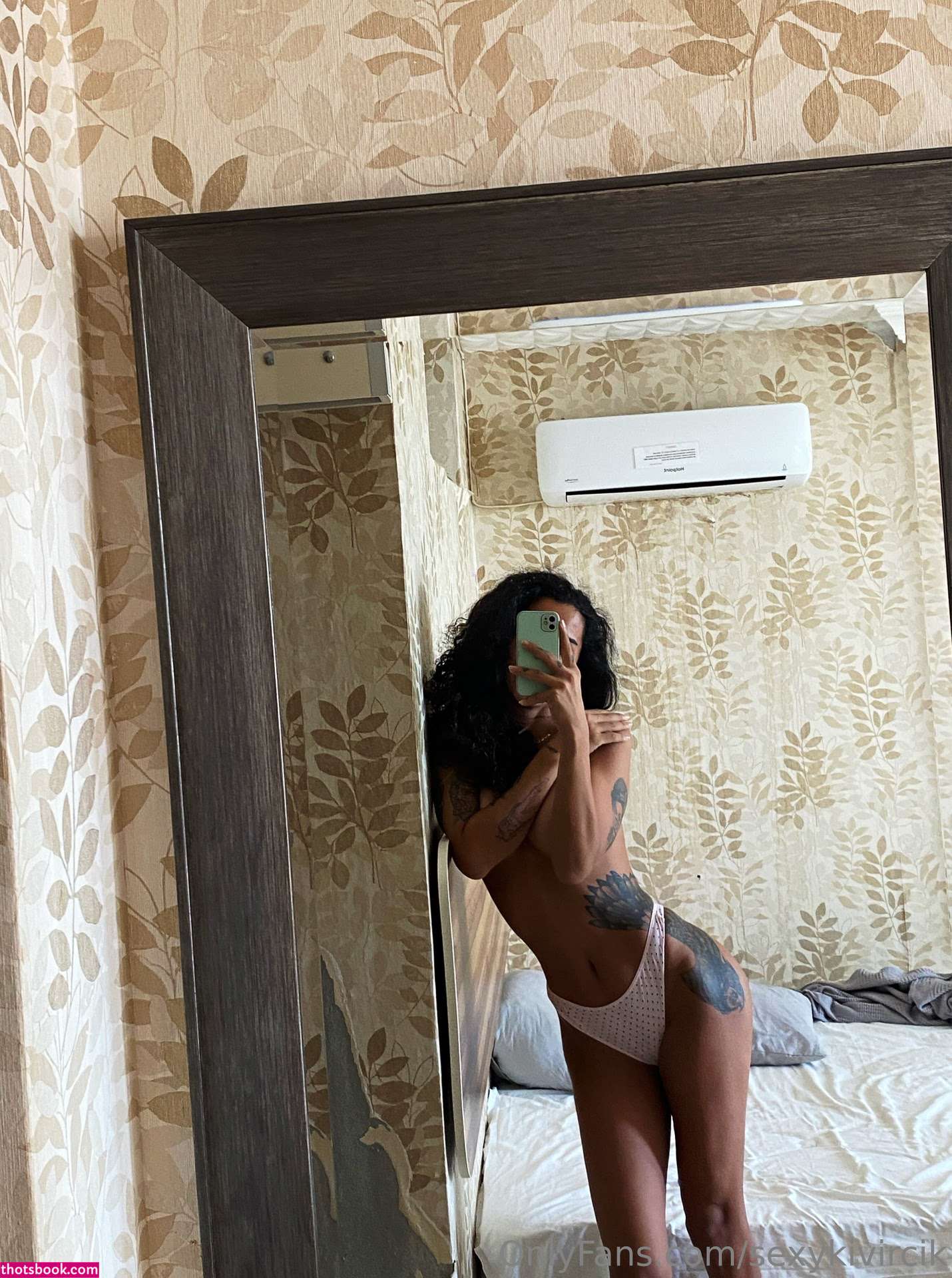 Selen Duman Photo #15