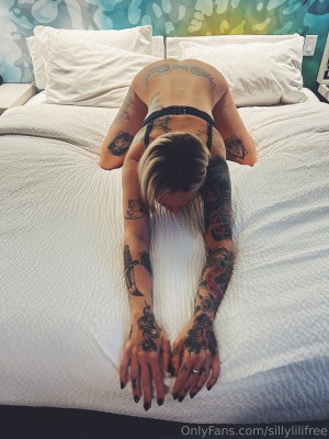 sillylili69 Photo #18