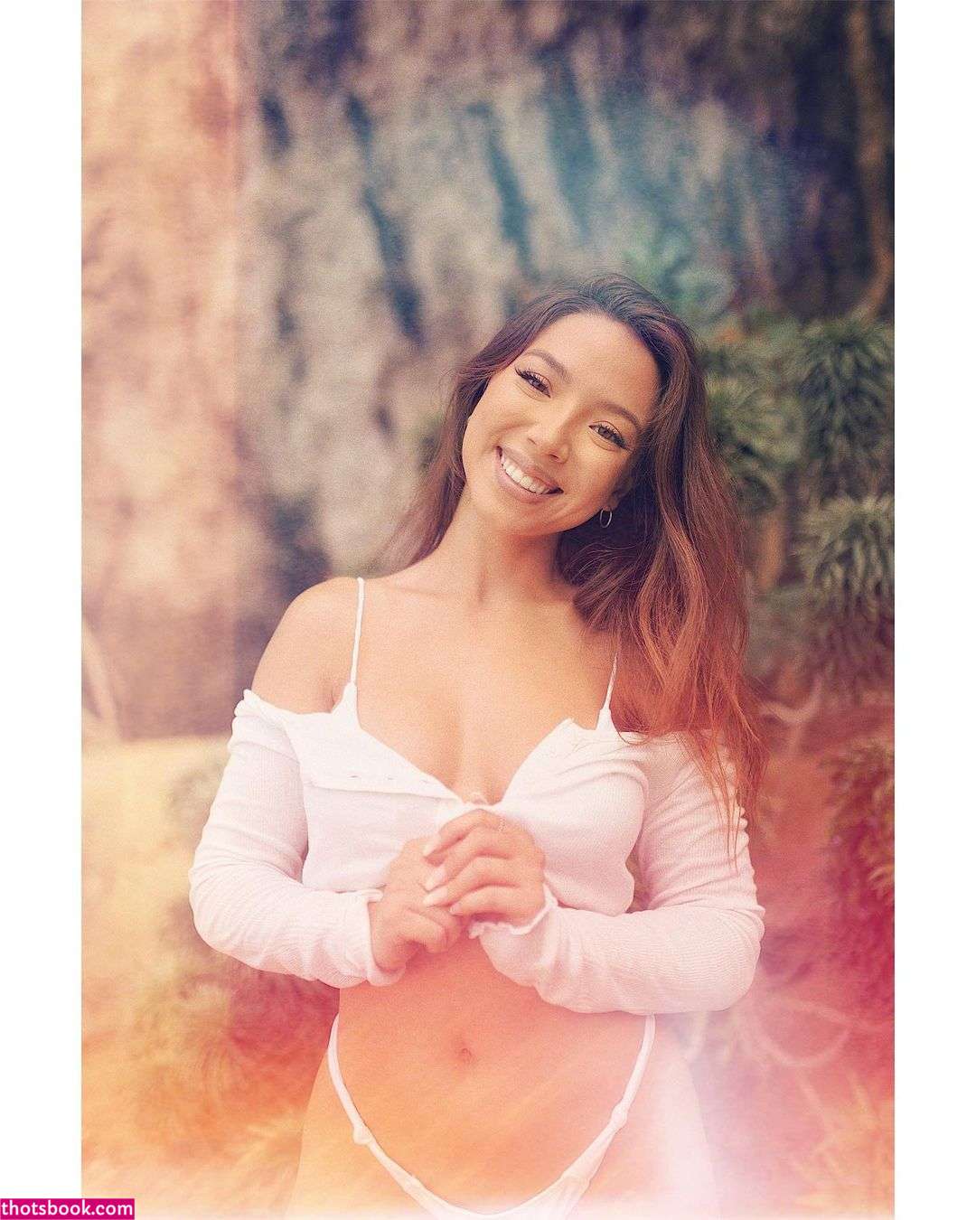 Caroline Vu Photo #26