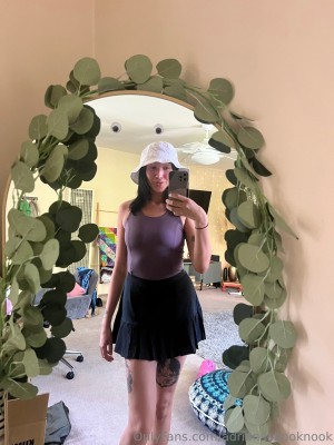 adrianasbooknook Photo #10