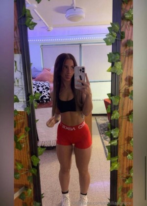 emiliaxgrace Photo #3