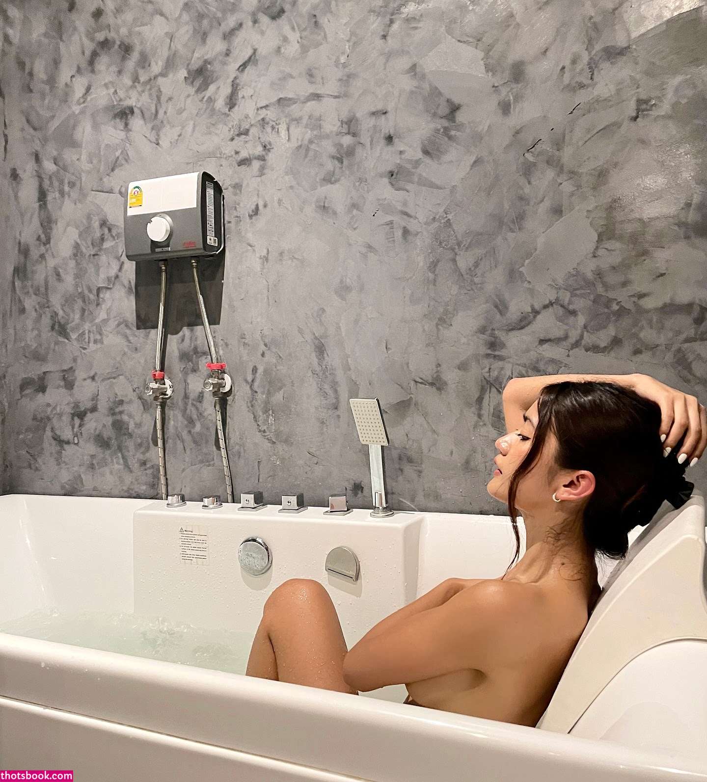 Papasawan Kaewsai Photo #5