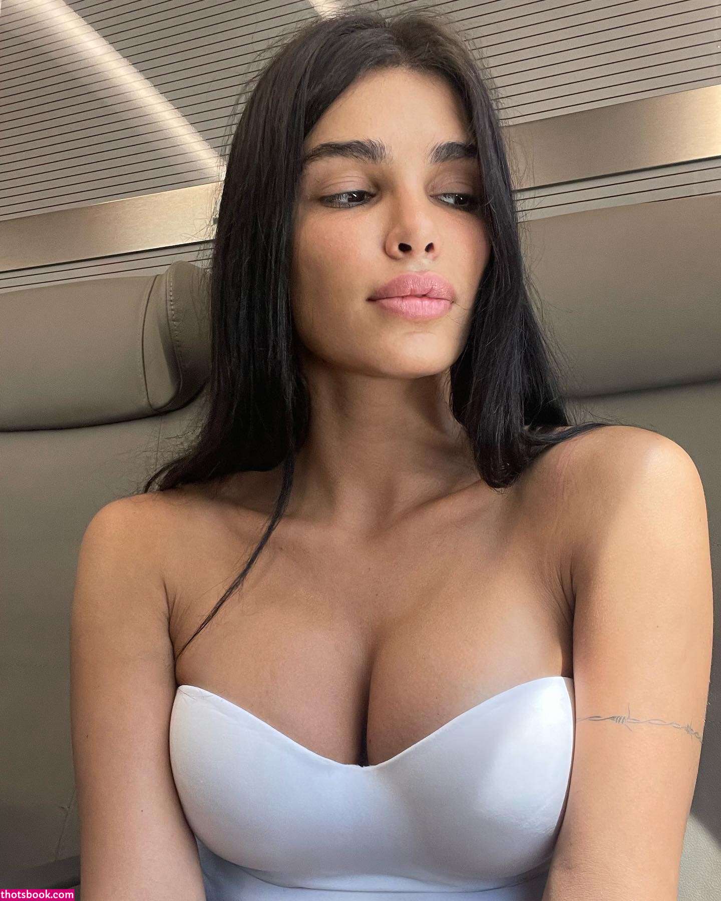 Jovana Djordjevic Photo #14