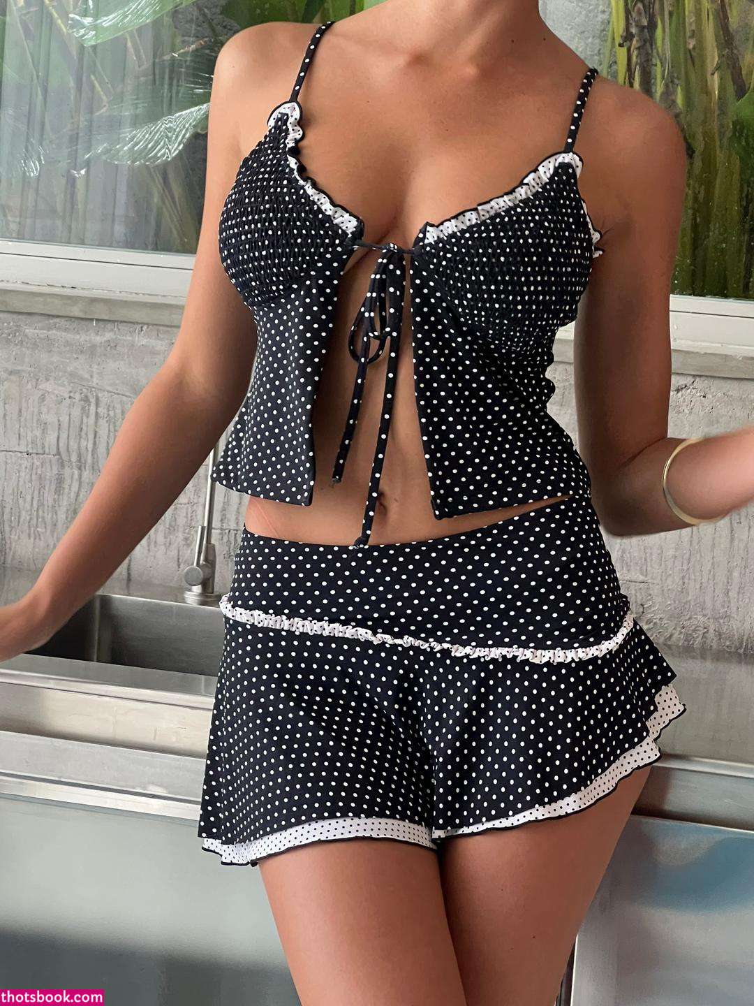 Rachelle Van Waardhuizen Photo #30