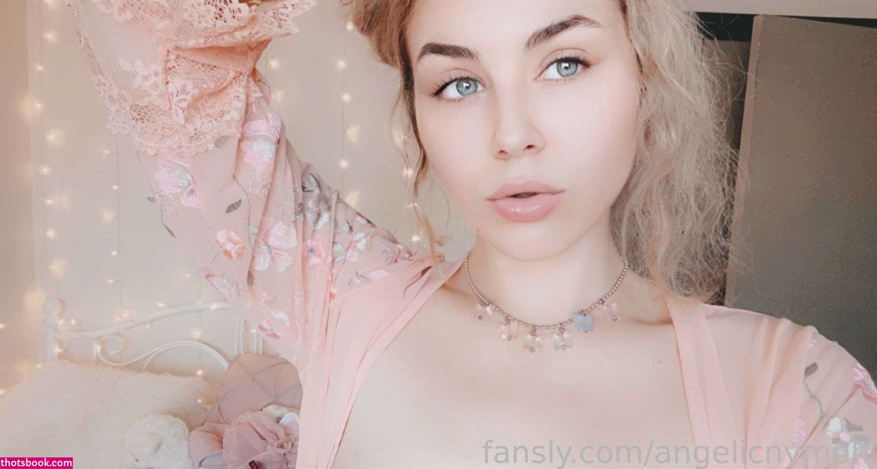 angelicnymph Photo #10