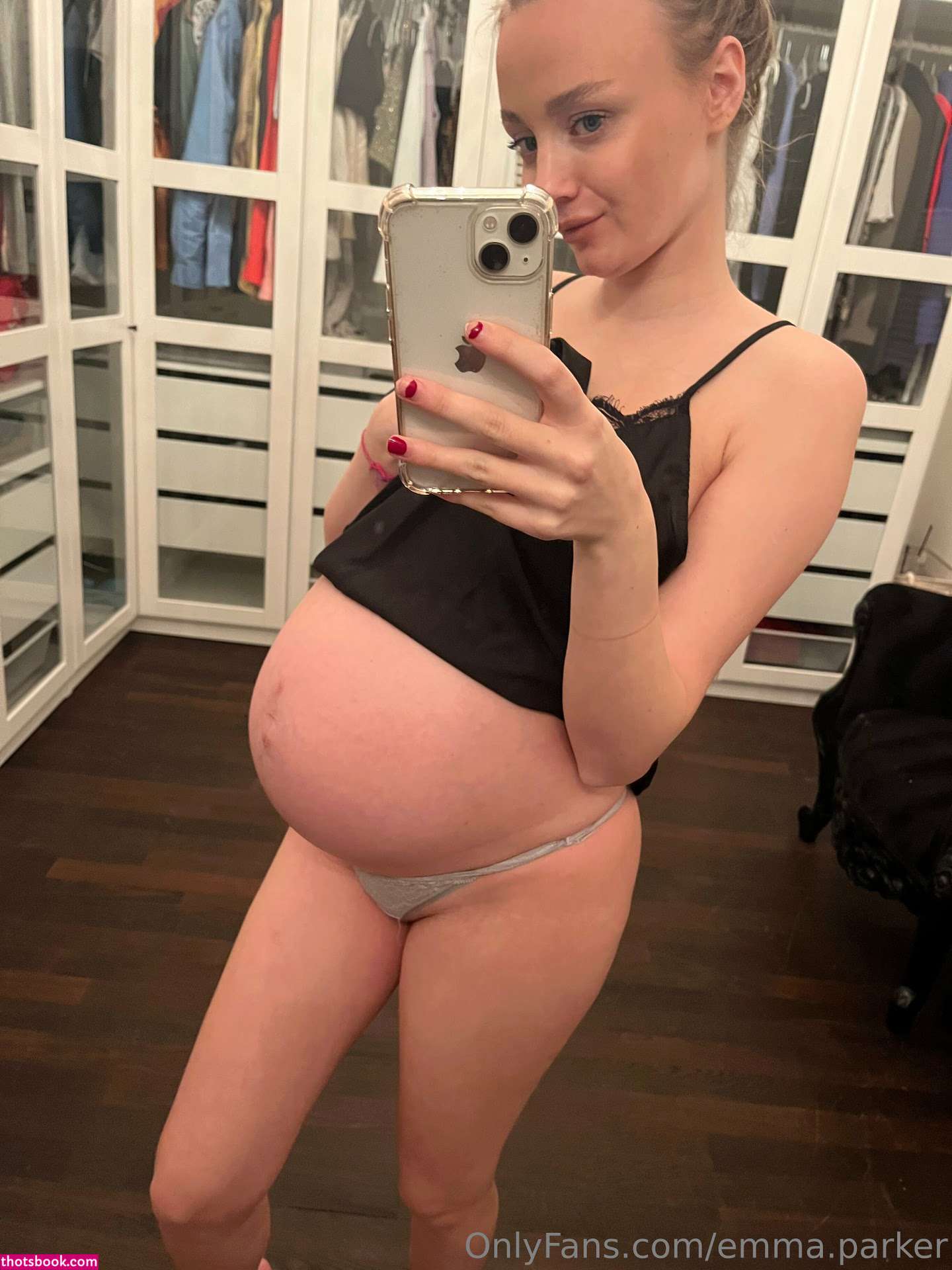 Emma Parker Photo #18