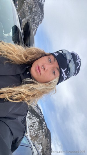 lizanne1995 Photo #2
