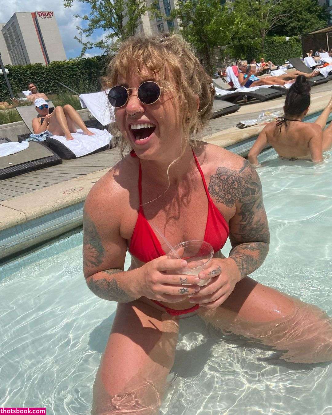 lizanne1995 Photo #13