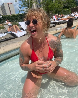 lizanne1995 Photo #13