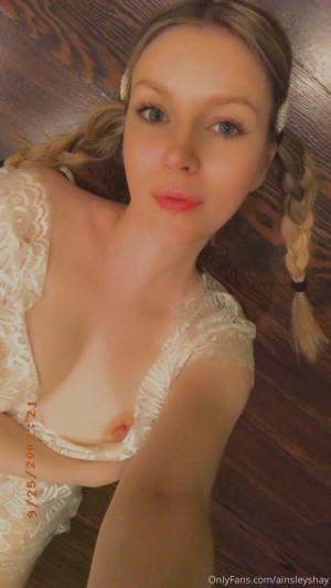 Ainsley Shay Photo #24