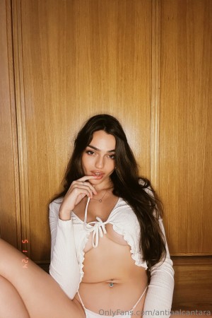 Antia Isabella Photo #17