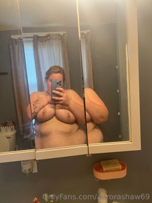 Aurorashaw69 Photo #33