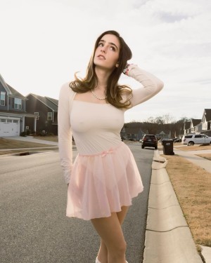 Madeline Gunde Photo #26