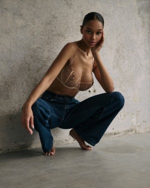 Nicole Akonchong Photo #15