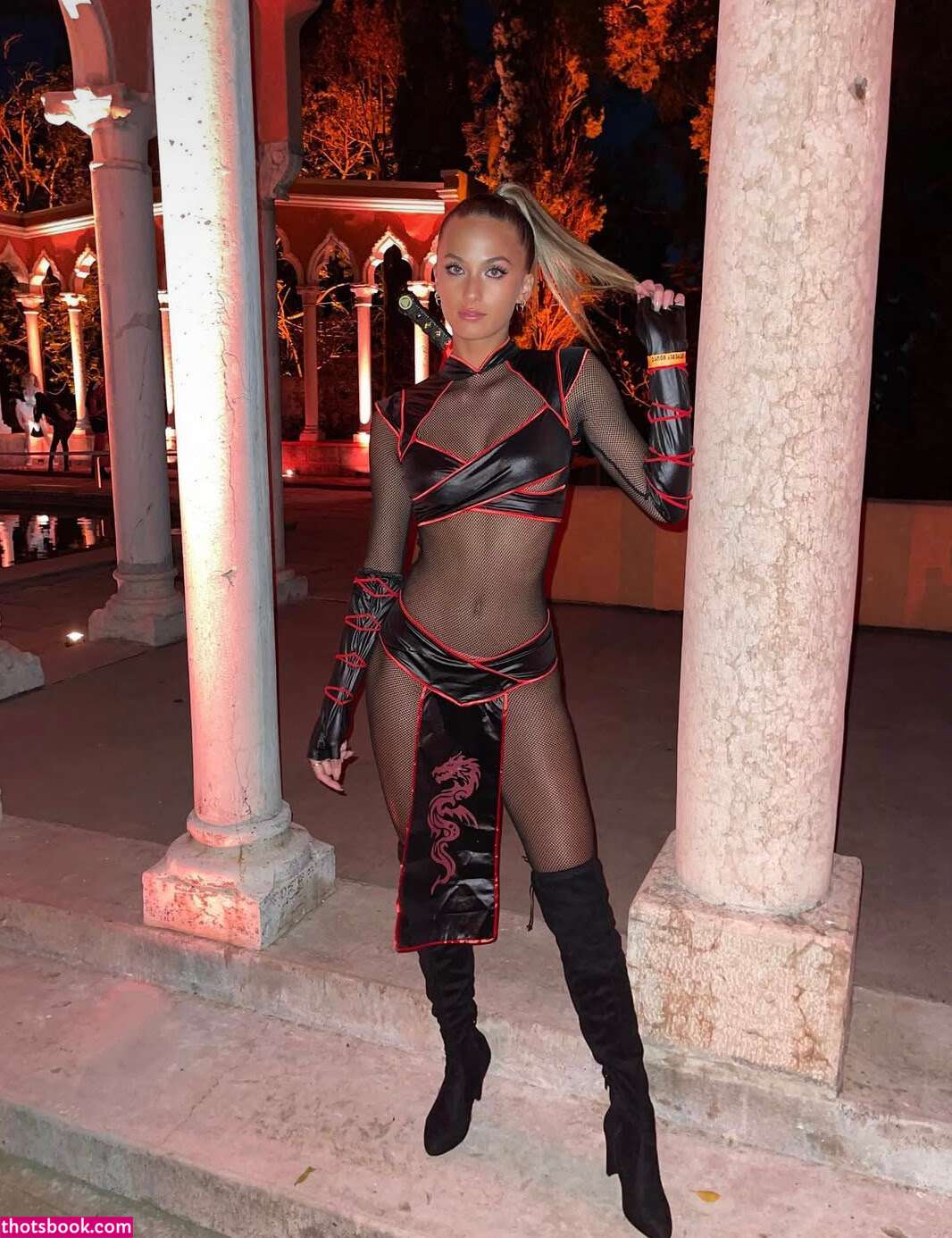 Sydney Marshall Photo #8