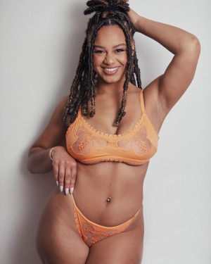 Nia Sioux Photo #1