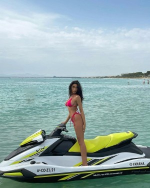 Shayna Senior Photo #31