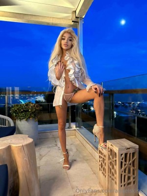 angelskisss Photo #24