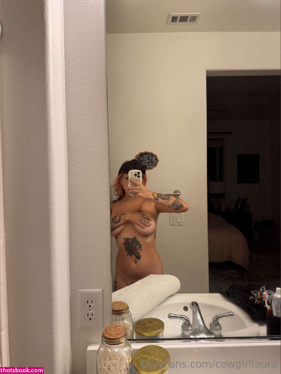 cowgirllaura Photo #31