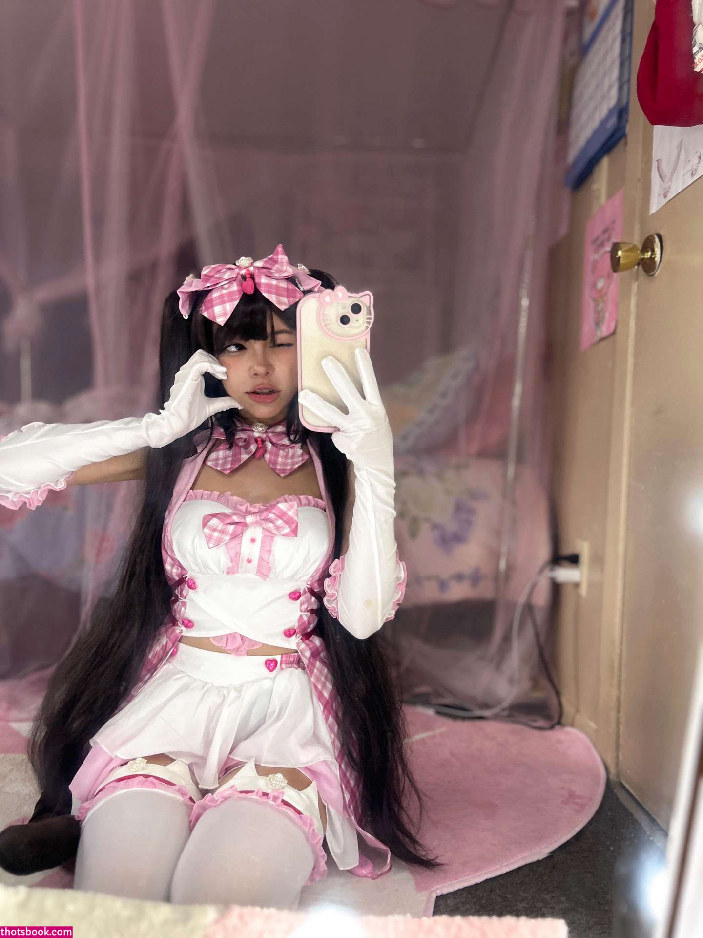 lillianmaee Photo #16