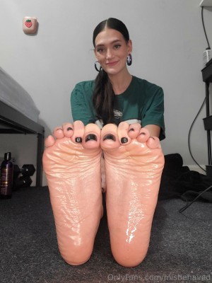 misbehavedxoxo Photo #4