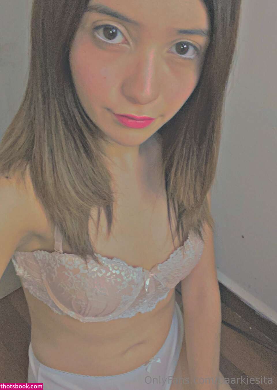 paarkiesita Photo #16