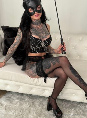 Skinny Lilly Photo #27