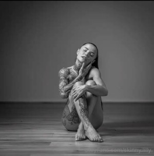 Skinny Lilly Photo #34