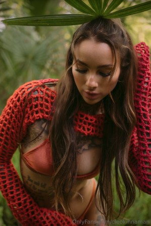 Cleo Petra Photo #17