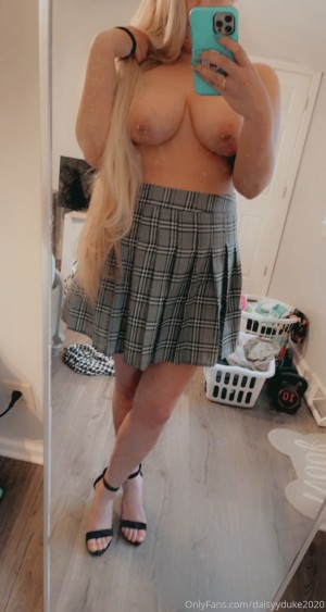 Daisyyduke2020 Photo #9