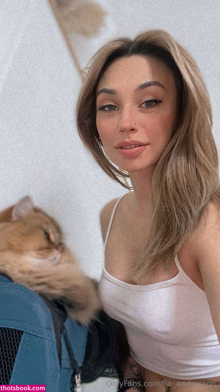 Lia Andersson Photo #7