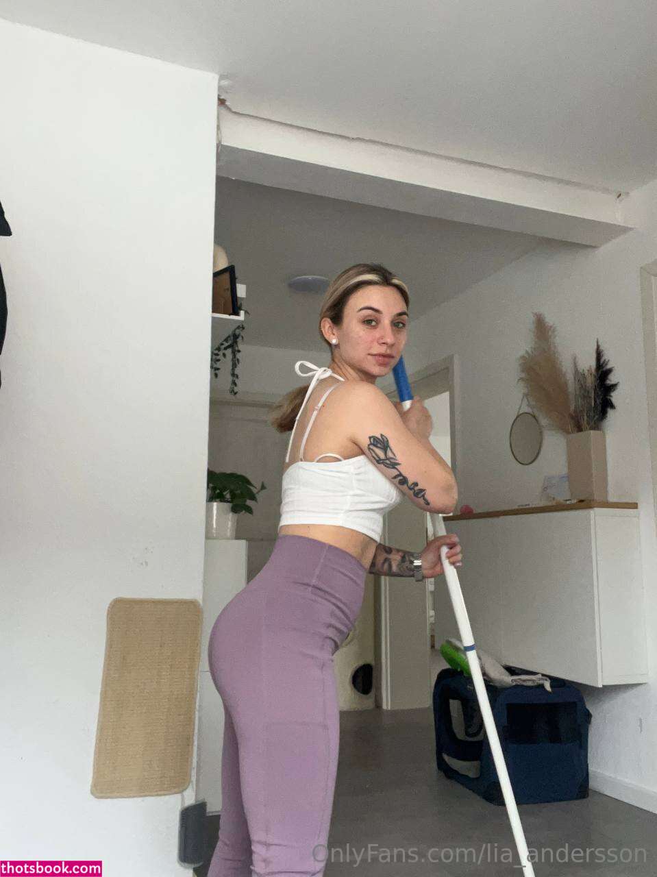 Lia Andersson Photo #12