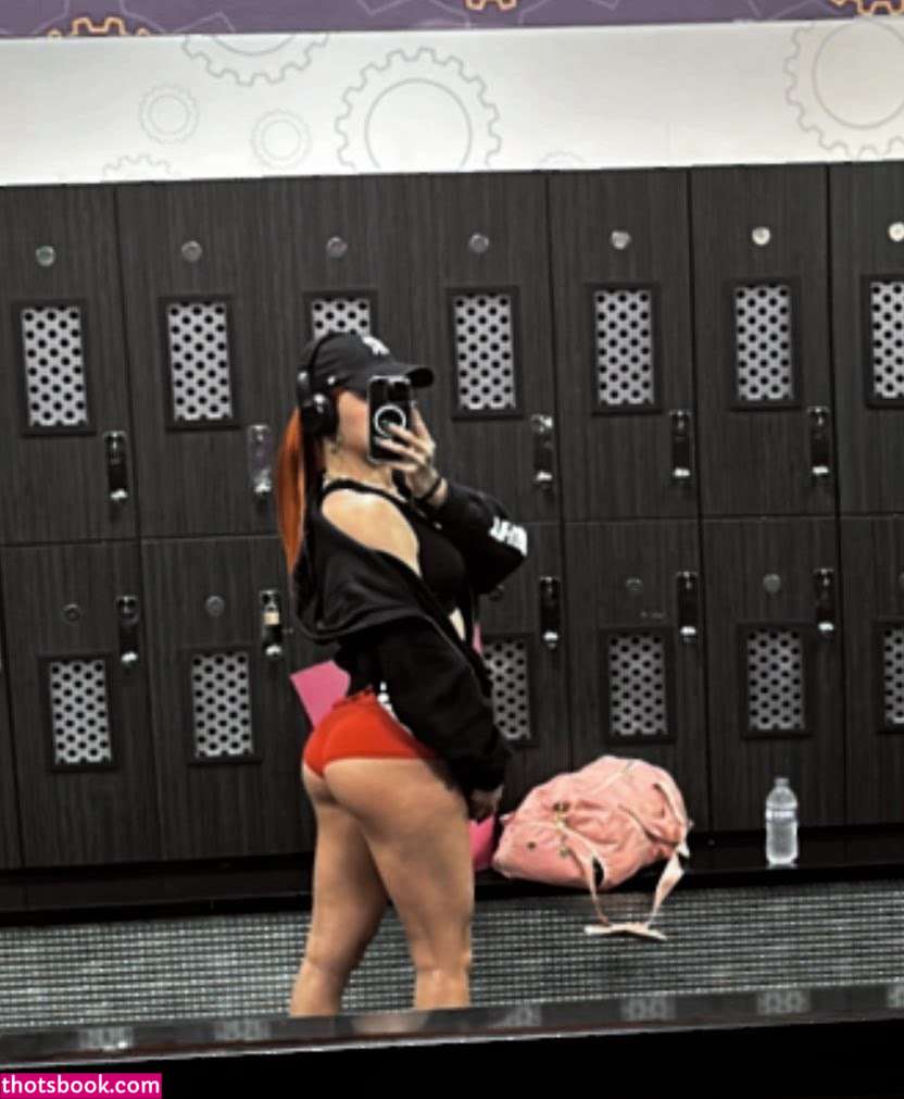 Mollyliciouss Photo #10